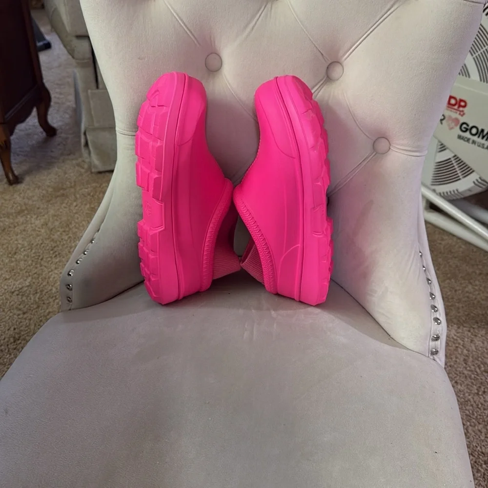 UGG TASMAN Pink Slides- with inside sock, Women’s Size 9 - Picture 3 of 6